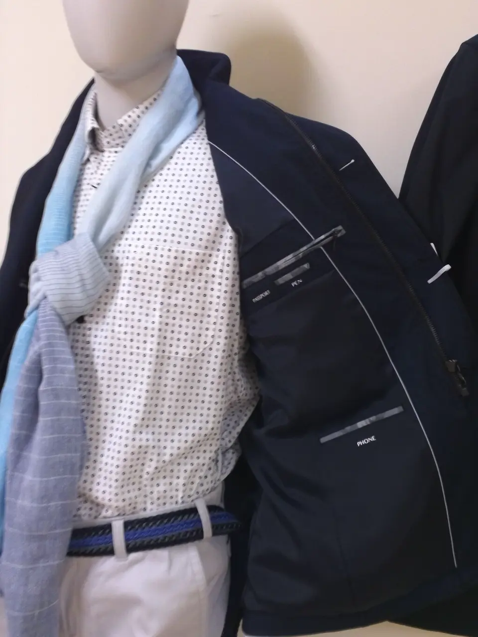 JOSEPH ABBOUD 平林 コーディネート画像