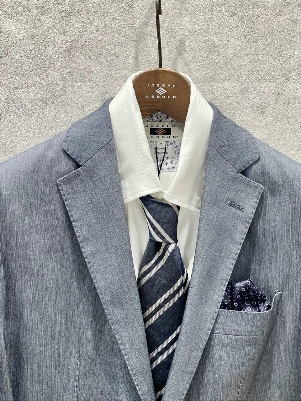 JOSEPH ABBOUD 二澤 コーディネート画像