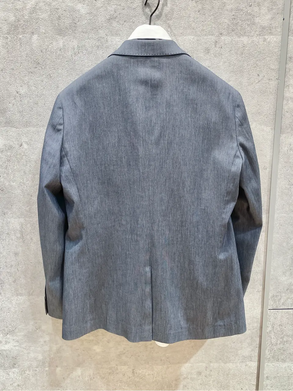 JOSEPH ABBOUD 二澤 コーディネート画像