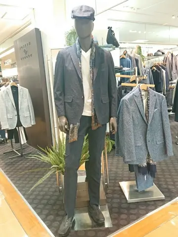 JOSEPH ABBOUD スタッフ コーディネート画像