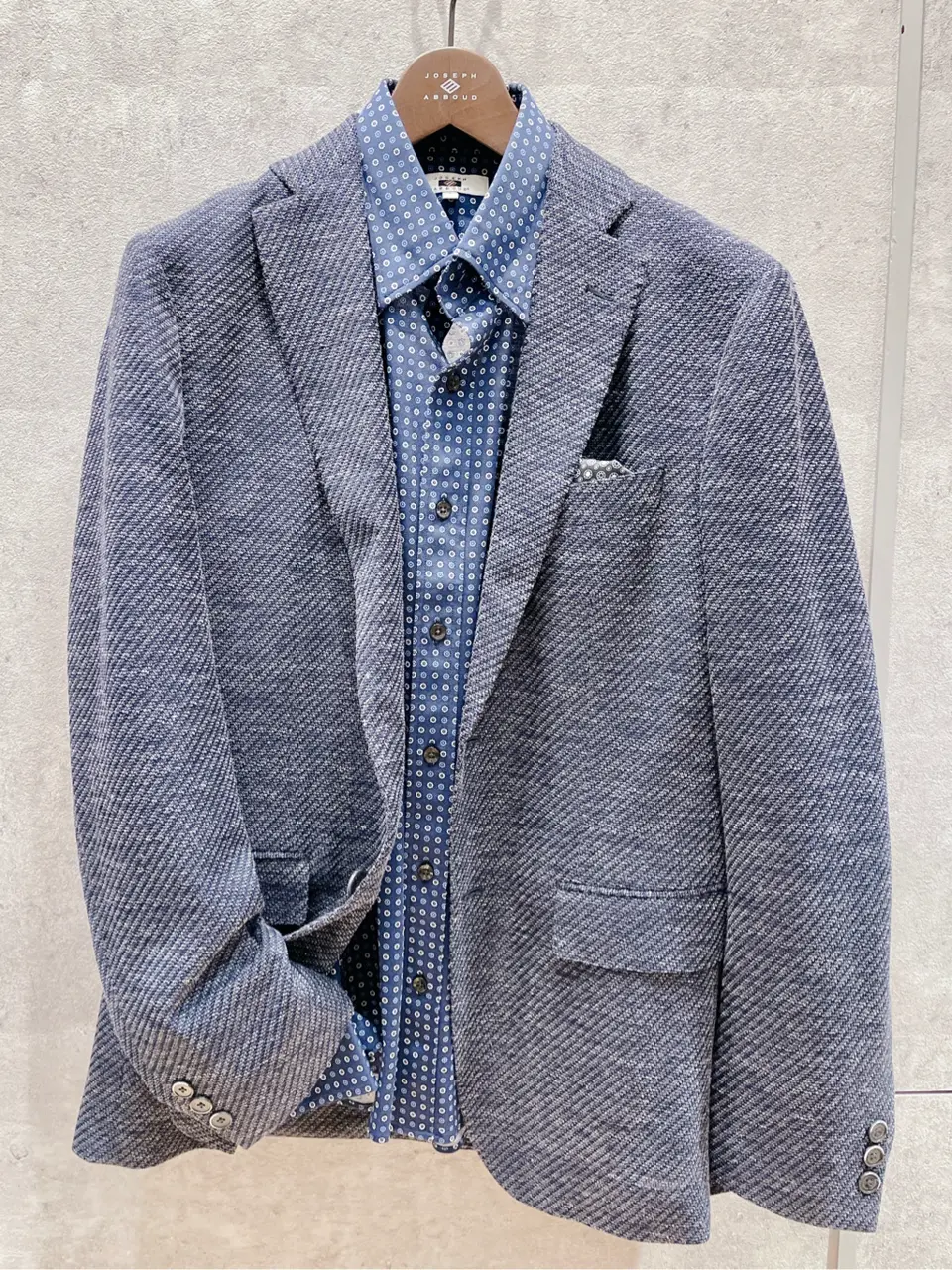 JOSEPH ABBOUD 二澤 コーディネート画像