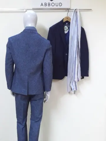 JOSEPH ABBOUD 平林 コーディネート画像