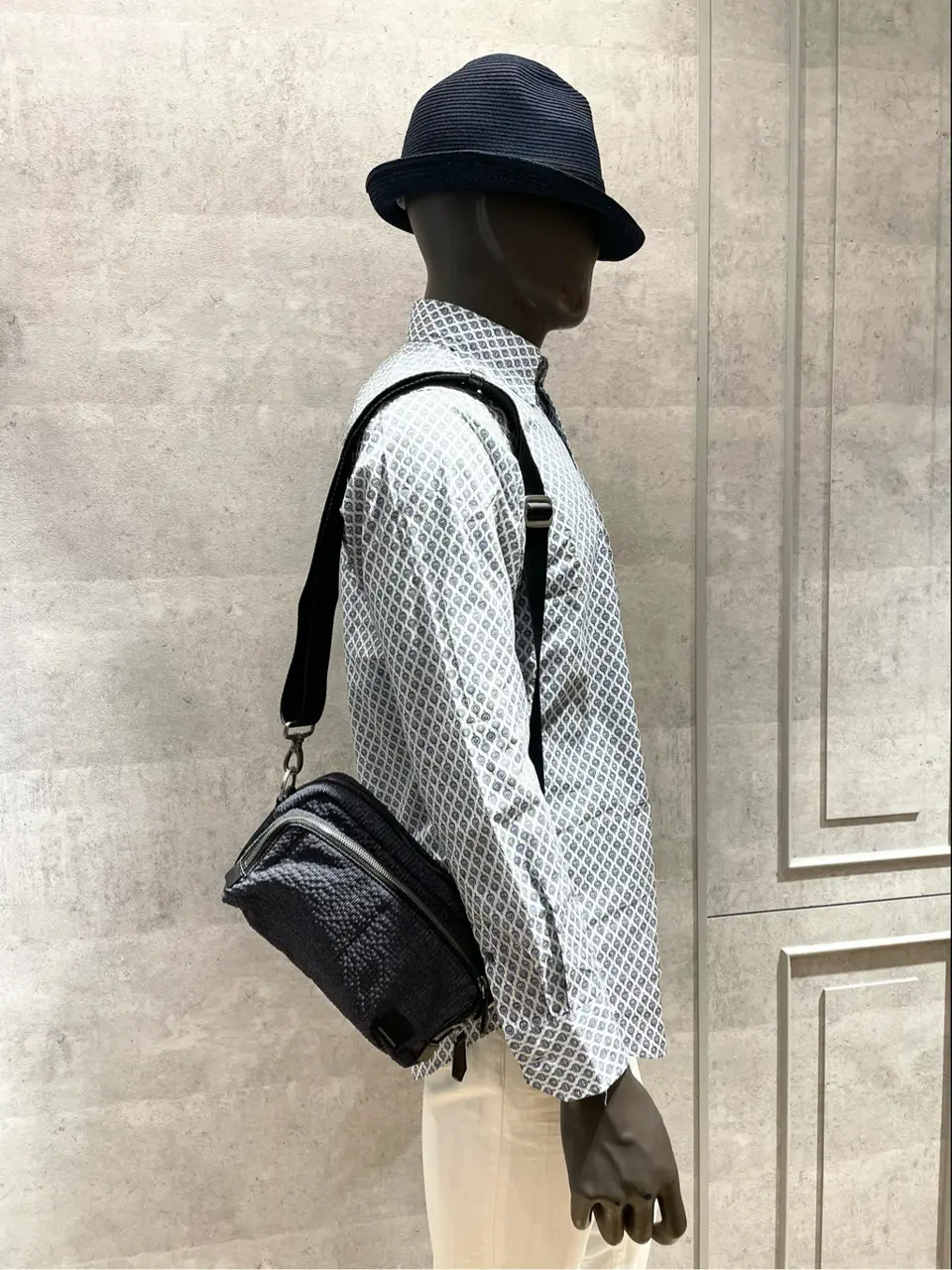 JOSEPH ABBOUD 東　 コーディネート画像