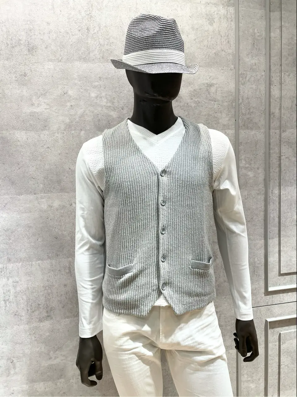  東　 コーディネート画像