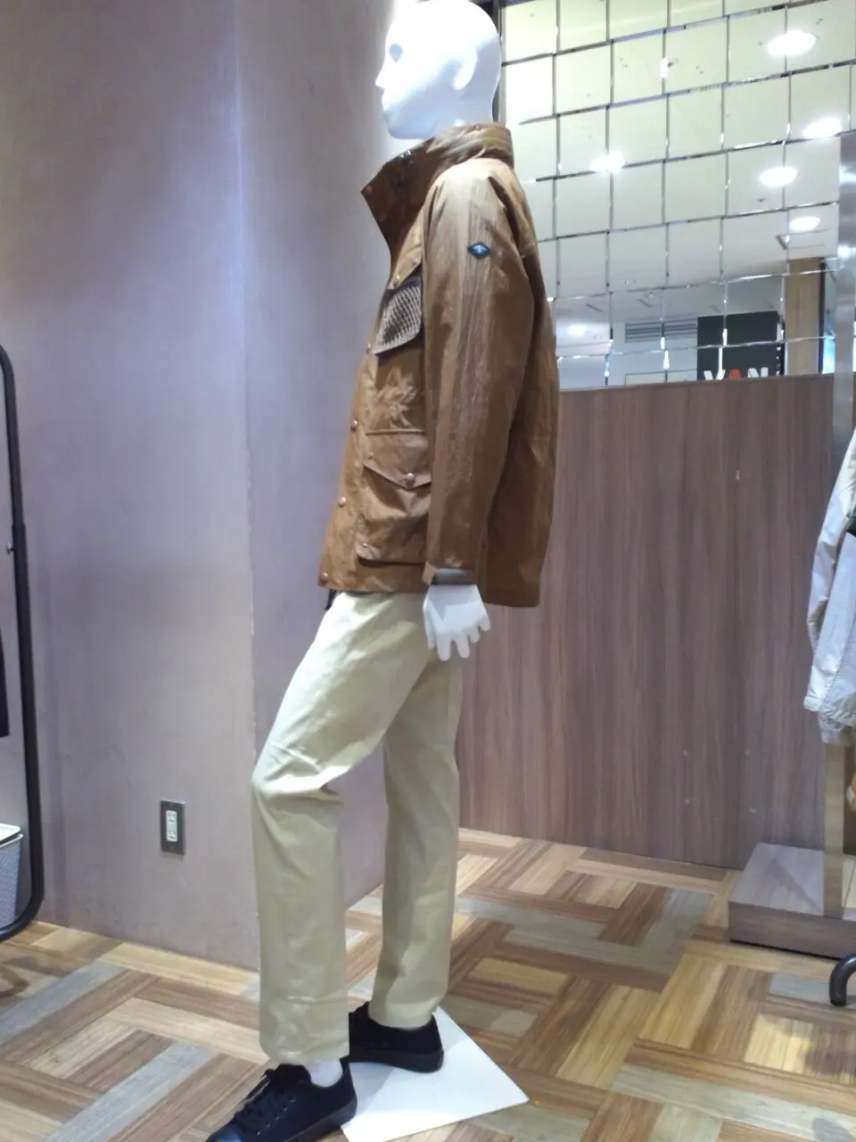 JOSEPH ABBOUD 小城 コーディネート画像