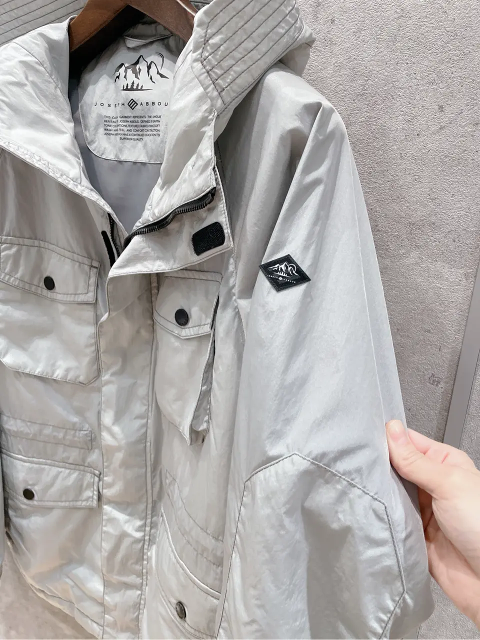 JOSEPH ABBOUD 二澤 コーディネート画像