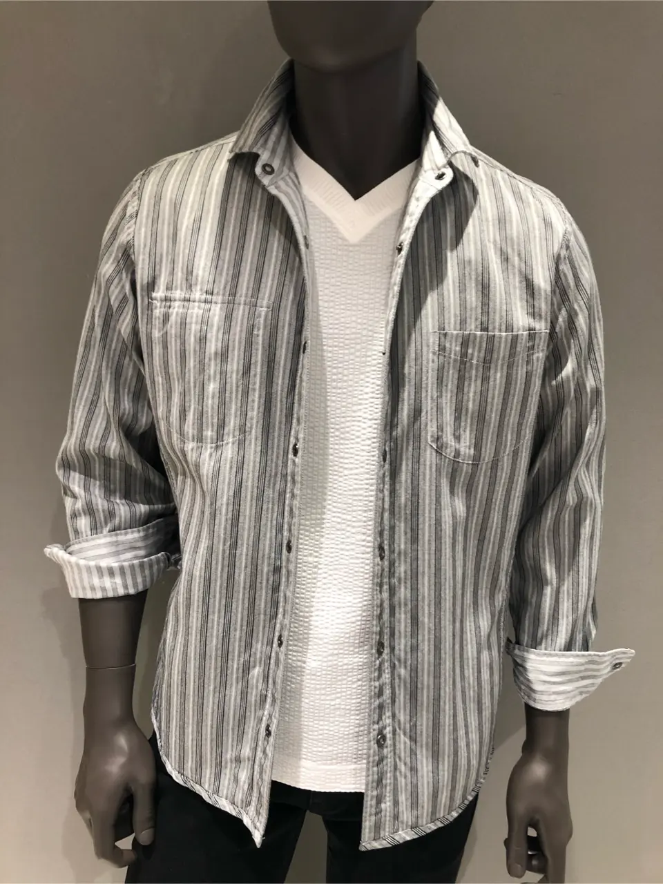 JOSEPH ABBOUD 川田 コーディネート画像