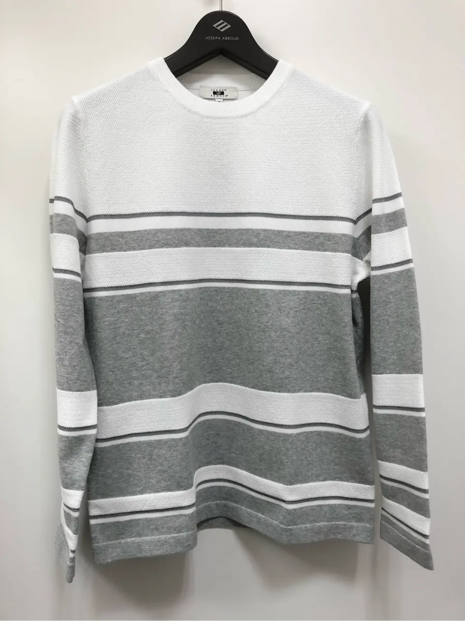 JOSEPH ABBOUD 植岡 コーディネート画像