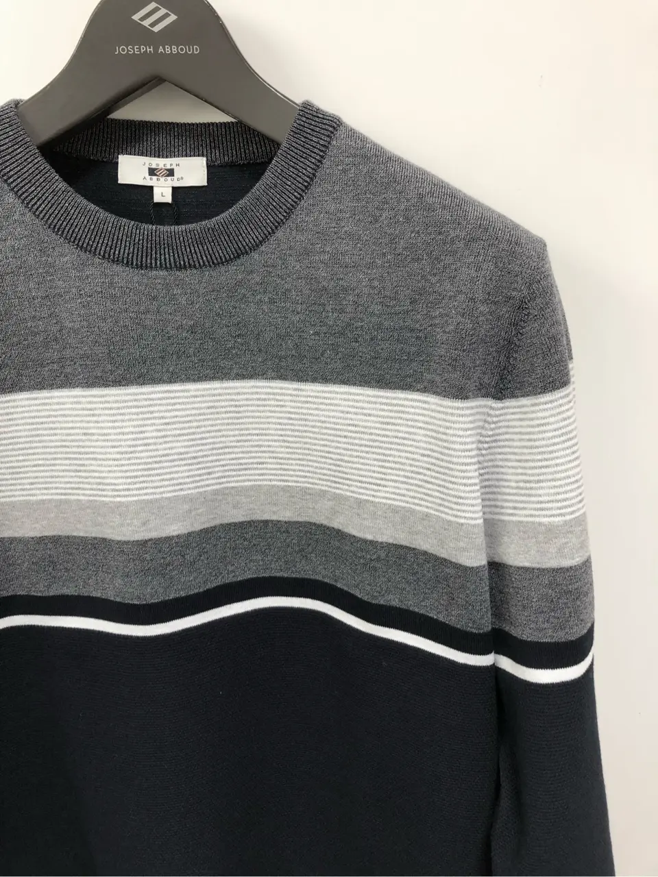 JOSEPH ABBOUD 植岡 コーディネート画像