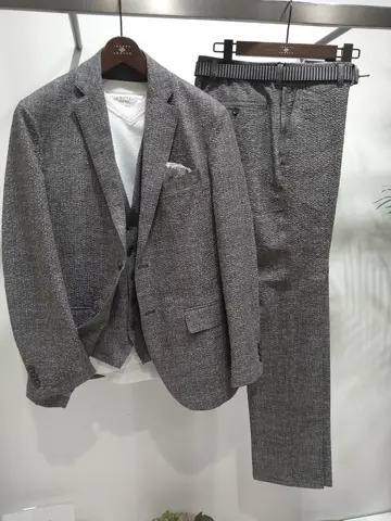 JOSEPH ABBOUD 重留 コーディネート画像