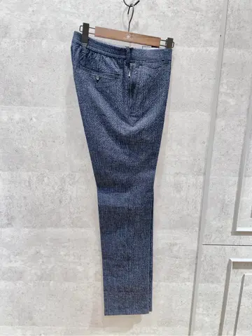 JOSEPH ABBOUD 二澤 コーディネート画像