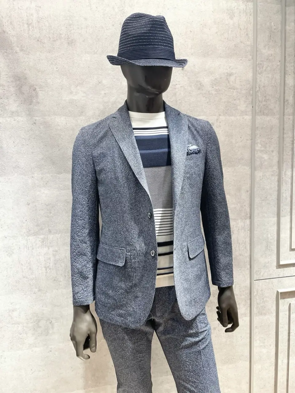  東　 コーディネート画像