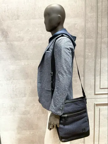 JOSEPH ABBOUD 東　 コーディネート画像