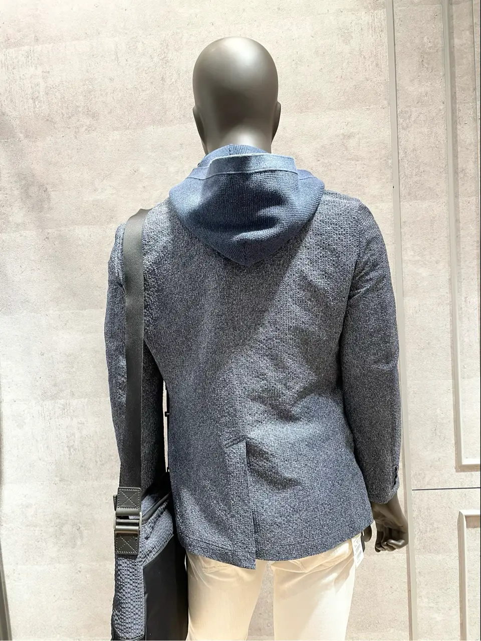 JOSEPH ABBOUD 東　 コーディネート画像