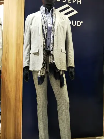 JOSEPH ABBOUD 鈴木 コーディネート画像