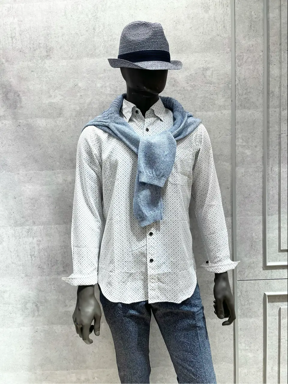  東　 コーディネート画像