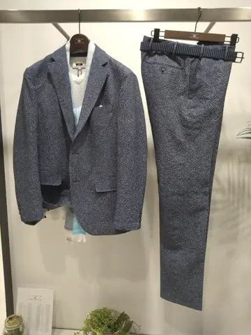 JOSEPH ABBOUD 重留 コーディネート画像