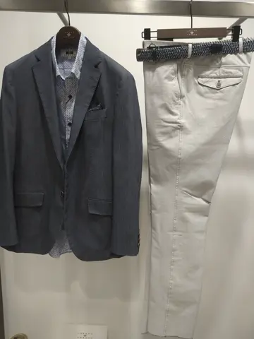 JOSEPH ABBOUD 重留 コーディネート画像