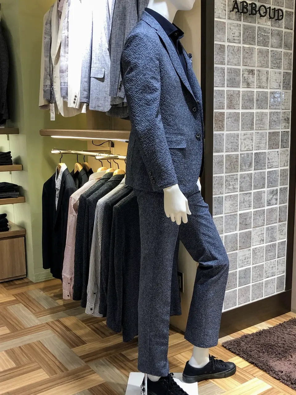 JOSEPH ABBOUD 森部 コーディネート画像