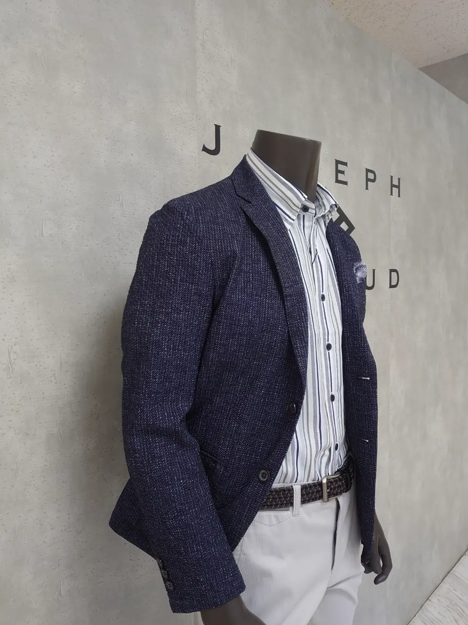 JOSEPH ABBOUD 石川 コーディネート画像