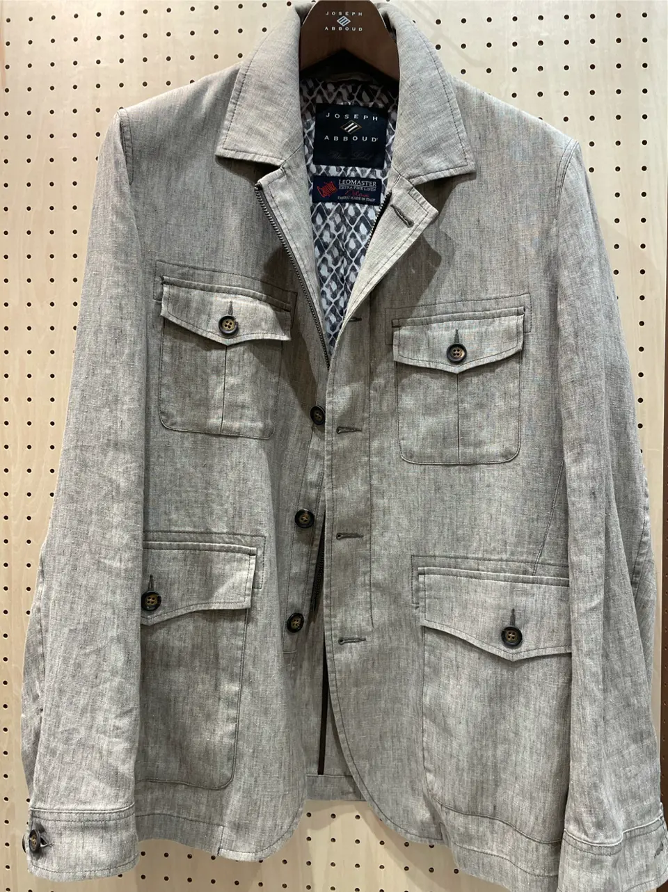 JOSEPH ABBOUD 西村 コーディネート画像