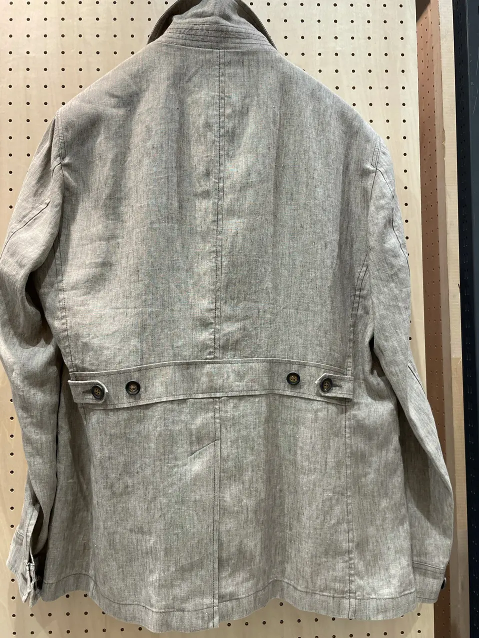 JOSEPH ABBOUD 西村 コーディネート画像