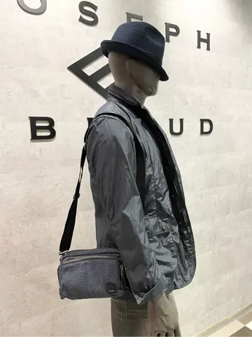 JOSEPH ABBOUD 東　 コーディネート画像