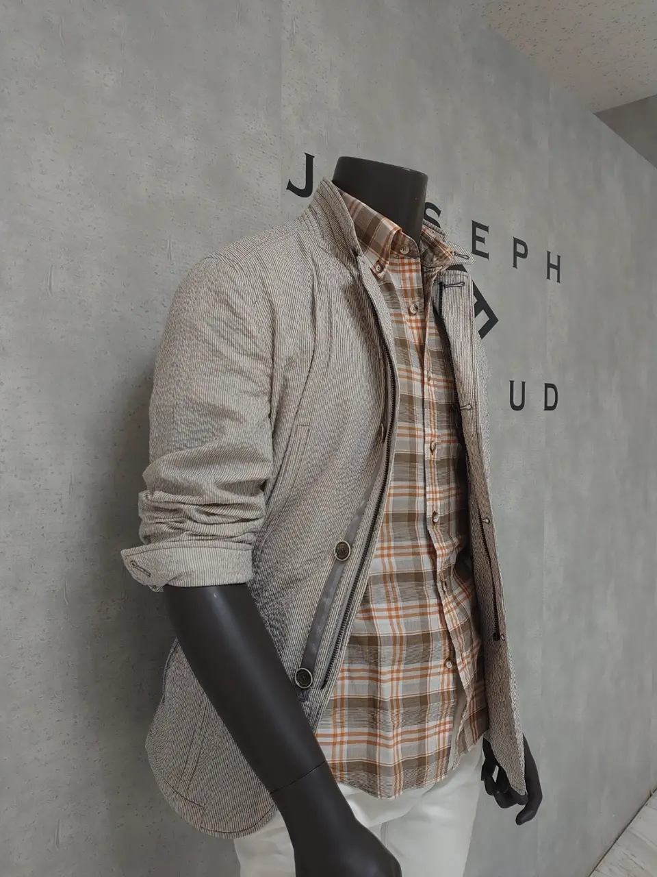 JOSEPH ABBOUD 石川 コーディネート画像