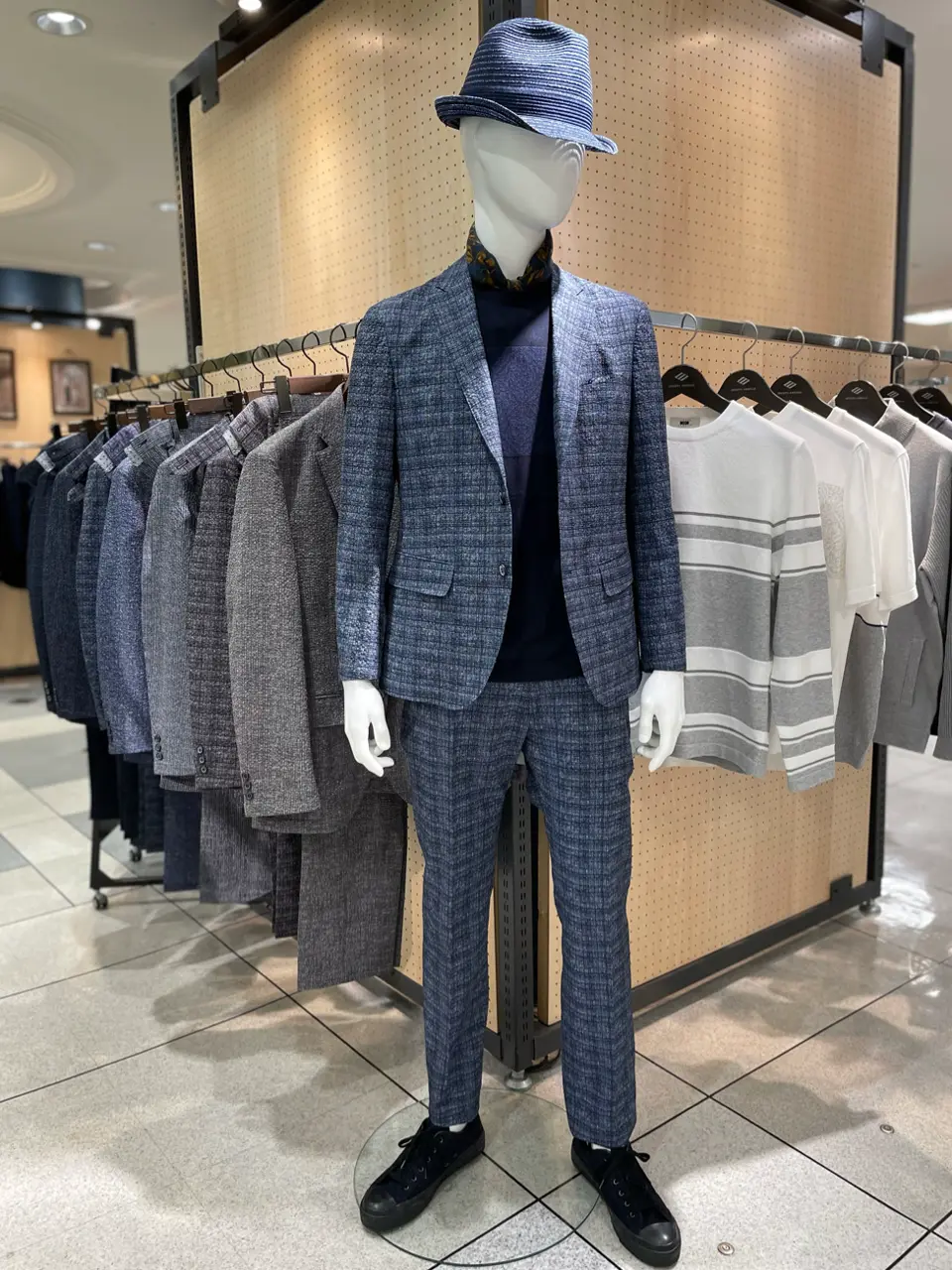  西村 コーディネート画像