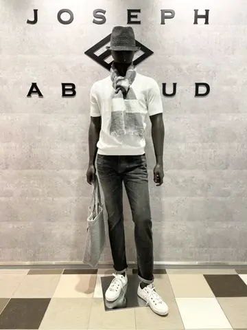 JOSEPH ABBOUD 東　 コーディネート画像