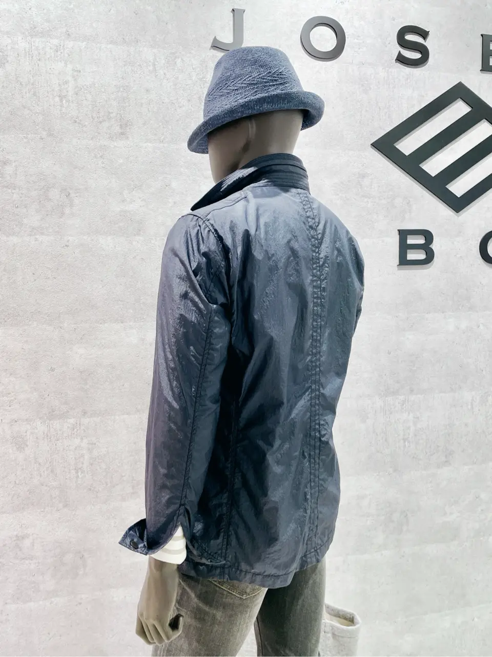 JOSEPH ABBOUD 二澤 コーディネート画像