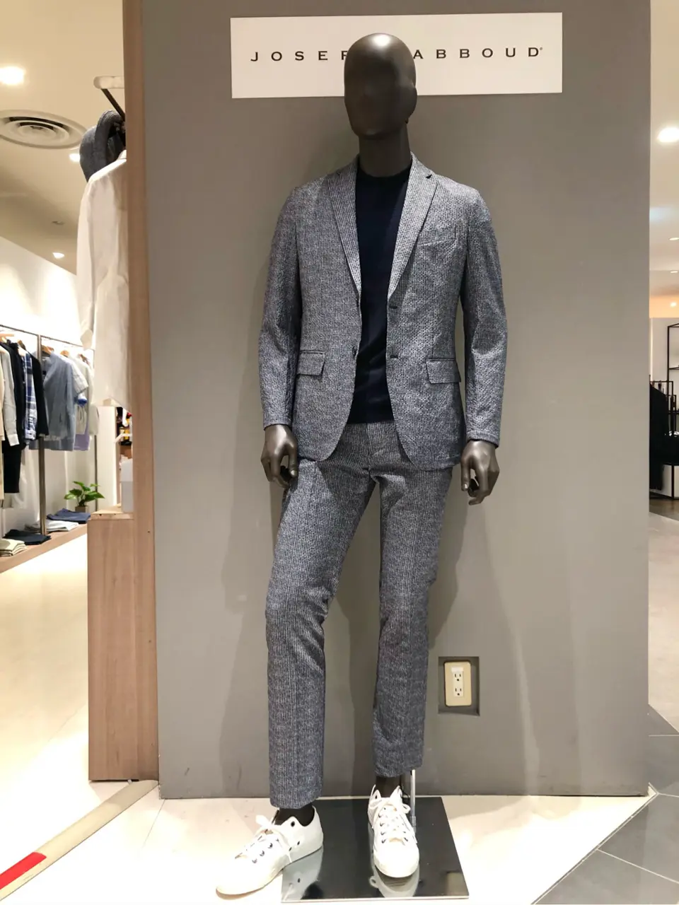 JOSEPH ABBOUD 川田 コーディネート画像