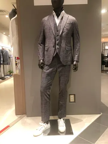 JOSEPH ABBOUD 川田 コーディネート画像