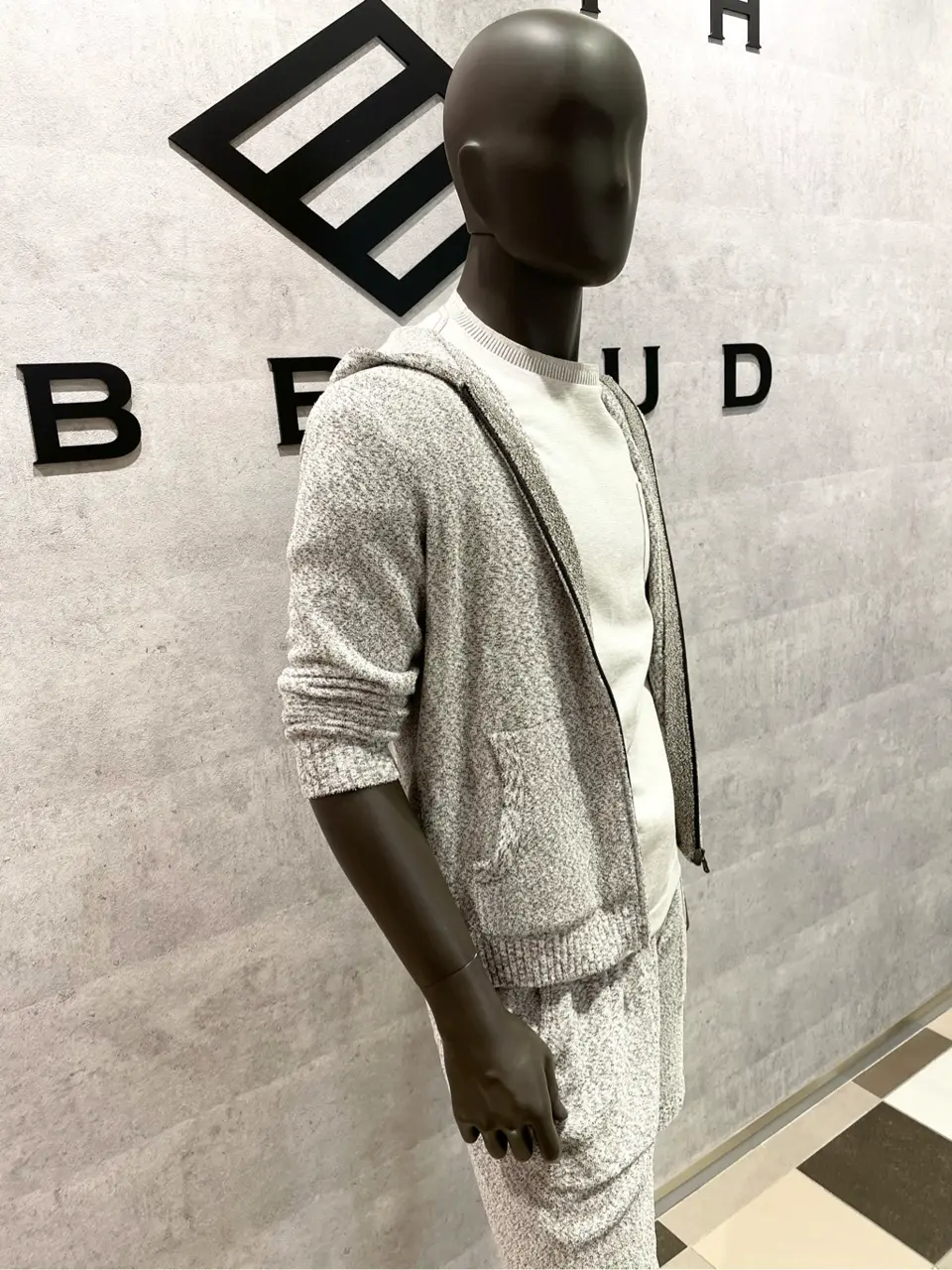 JOSEPH ABBOUD 東　 コーディネート画像