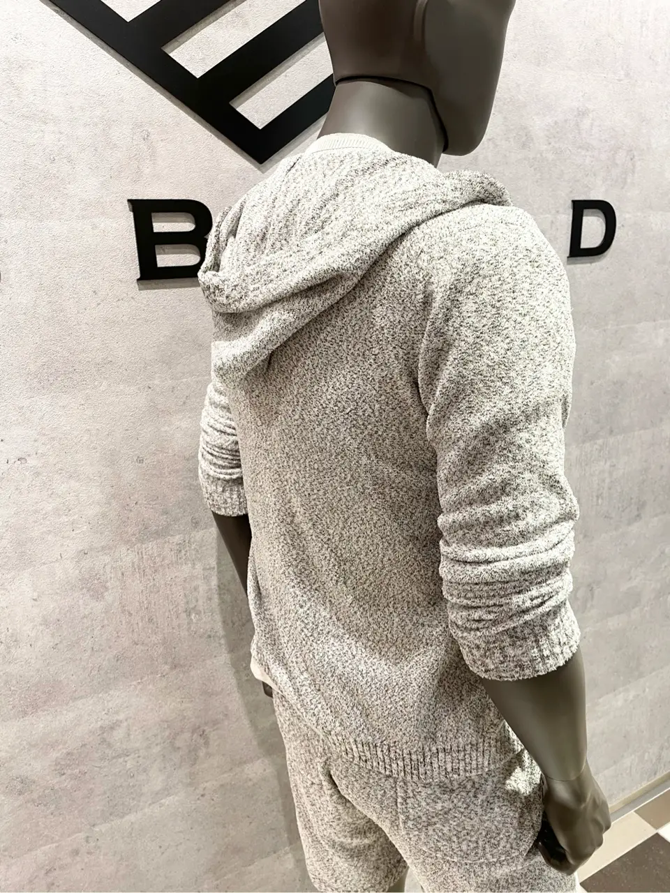 JOSEPH ABBOUD 東　 コーディネート画像