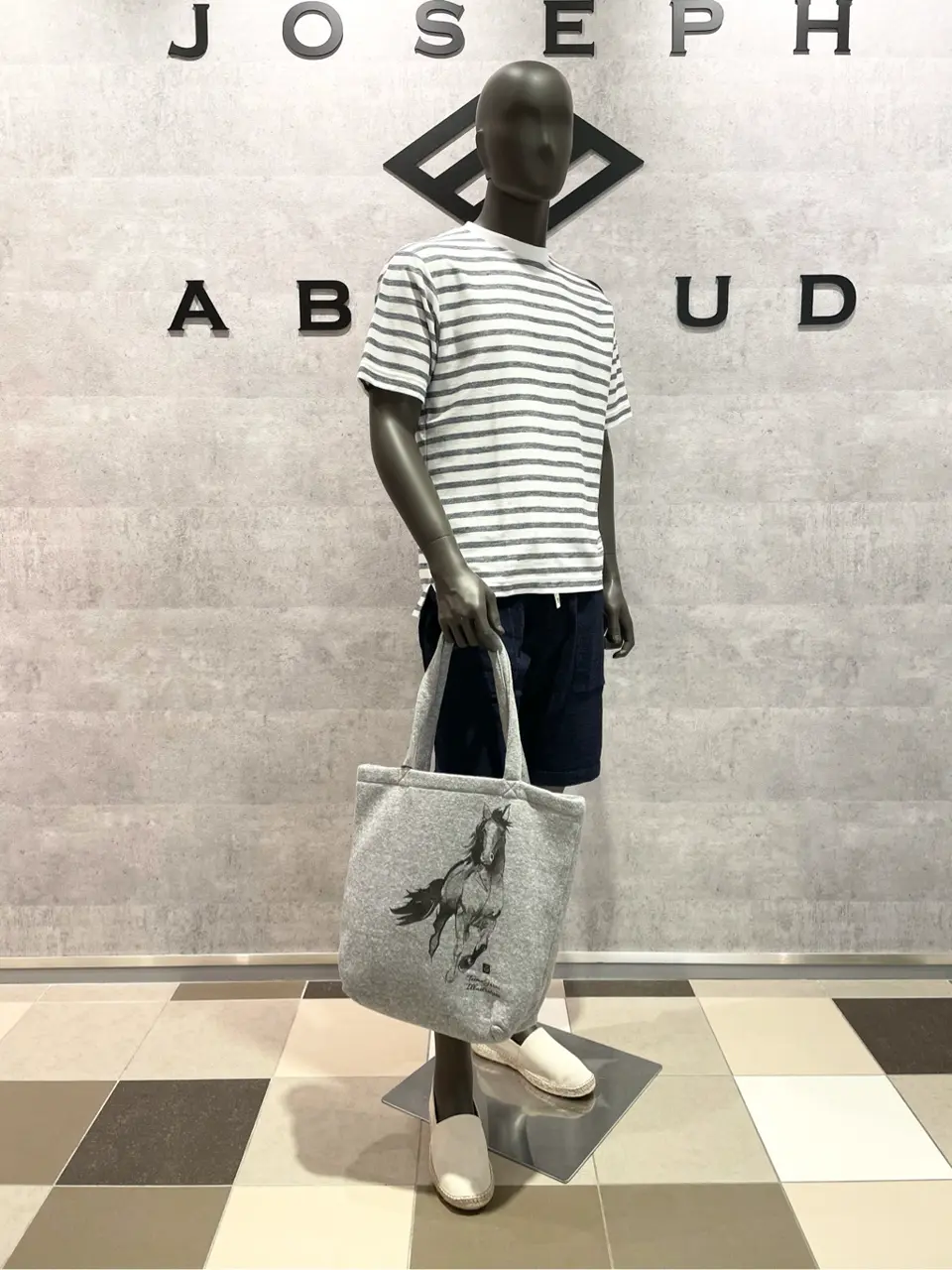  東　 コーディネート画像