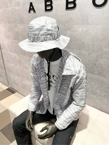 JOSEPH ABBOUD 東　 コーディネート画像