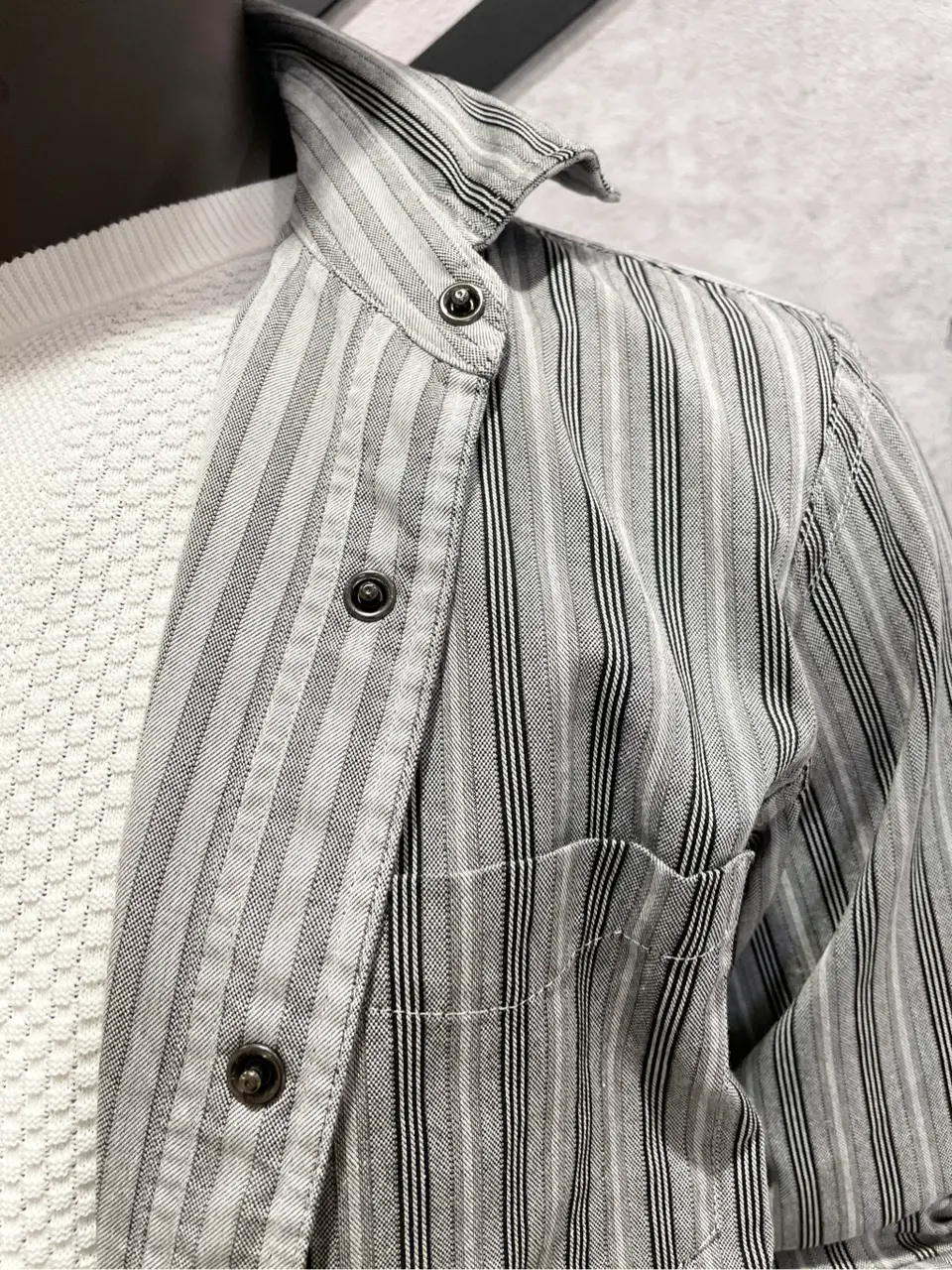 JOSEPH ABBOUD 東　 コーディネート画像