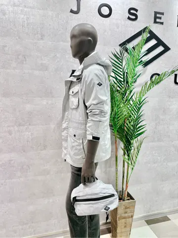 JOSEPH ABBOUD 二澤 コーディネート画像