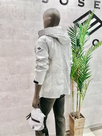 JOSEPH ABBOUD 二澤 コーディネート画像