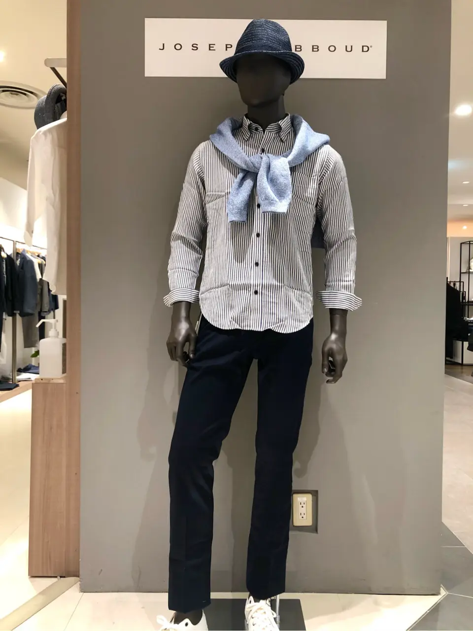 JOSEPH ABBOUD 川田 コーディネート画像