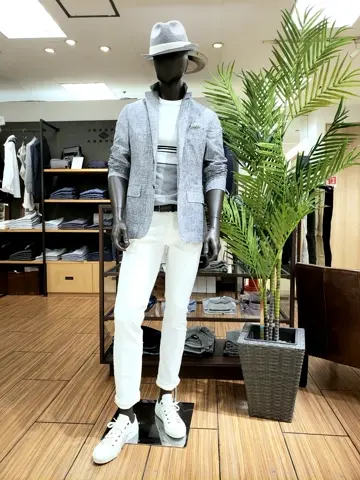 JOSEPH ABBOUD 中西 コーディネート画像