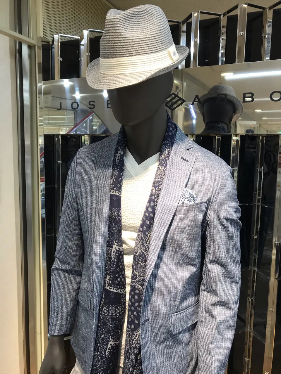 JOSEPH ABBOUD 増田 コーディネート画像