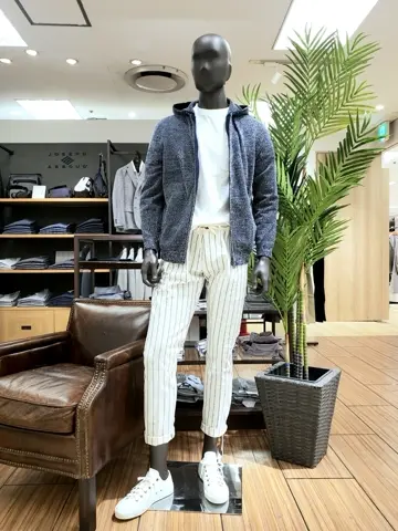 JOSEPH ABBOUD 中西 コーディネート画像