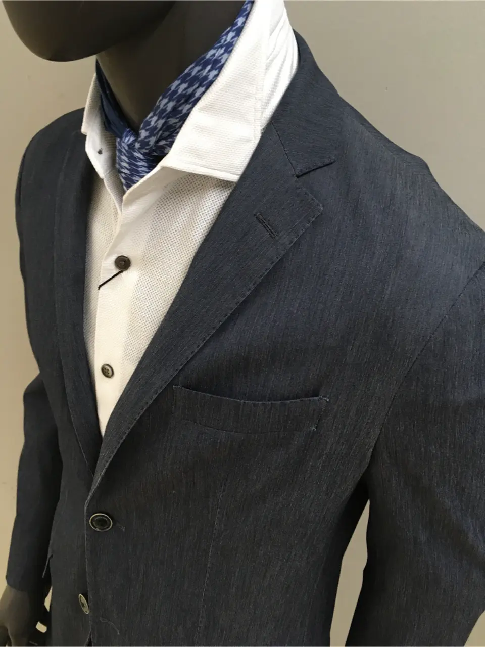 JOSEPH ABBOUD 大坪 コーディネート画像