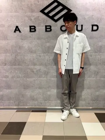 JOSEPH ABBOUD 足立 コーディネート画像