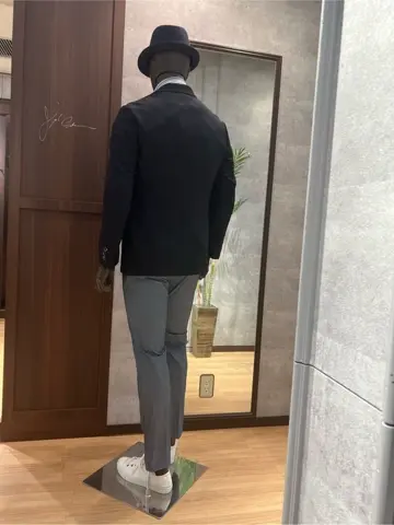 JOSEPH ABBOUD 上條 コーディネート画像