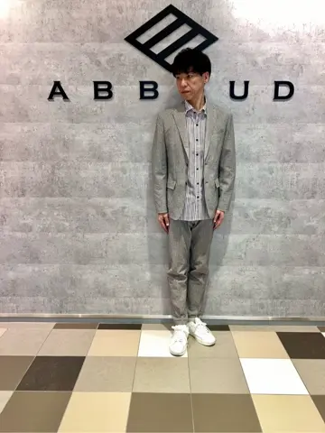 JOSEPH ABBOUD 足立 コーディネート画像