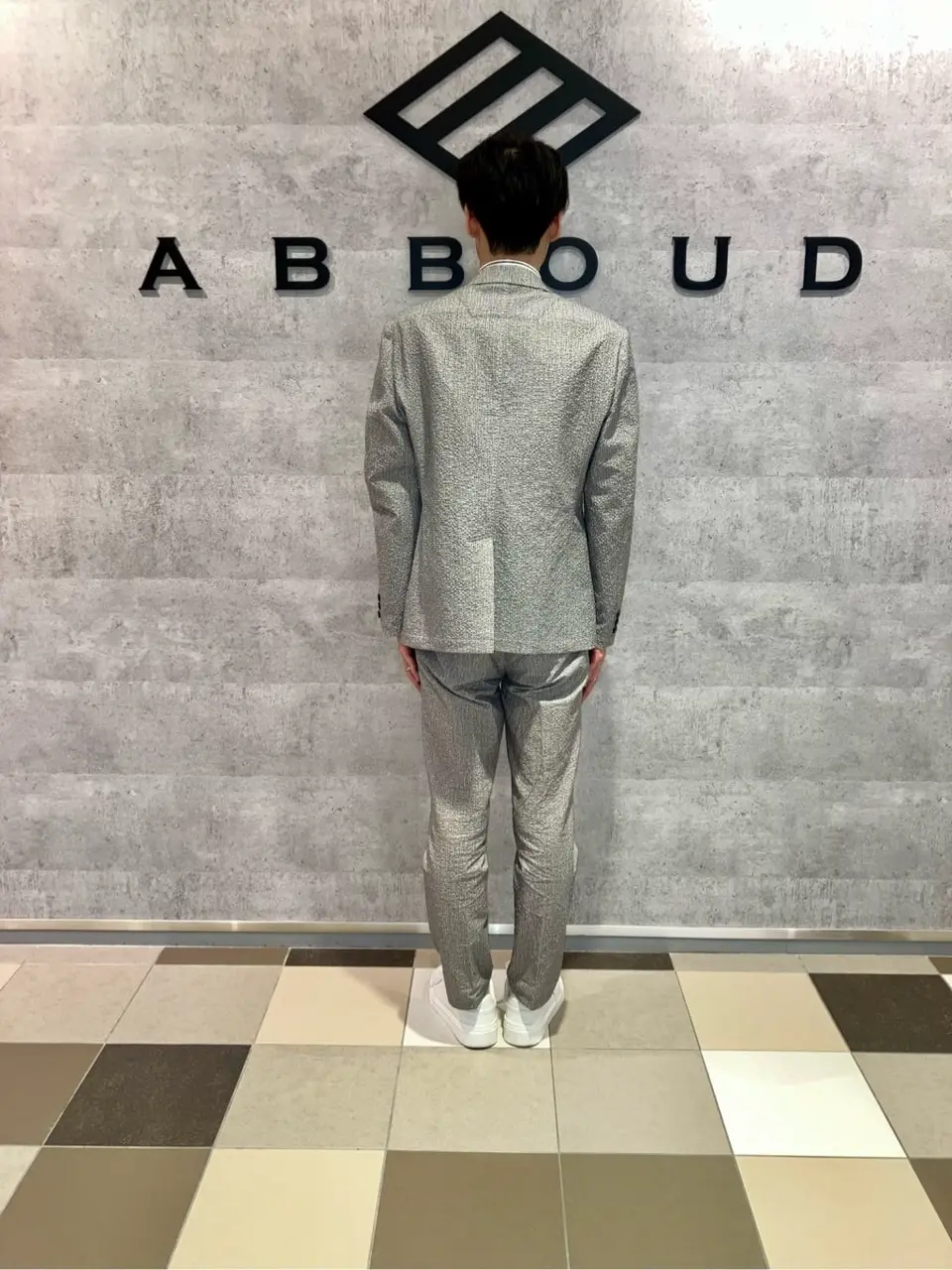 JOSEPH ABBOUD 足立 コーディネート画像