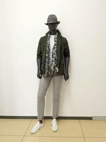 JOSEPH ABBOUD 大久 コーディネート画像